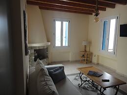 Monolithos Villas