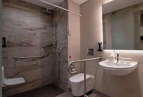 Mövenpick Living Istanbul West