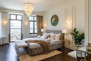 Old Town Luxury Suites