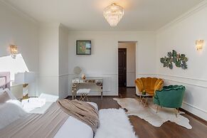 Old Town Luxury Suites
