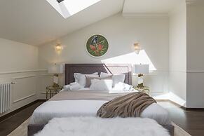 Old Town Luxury Suites