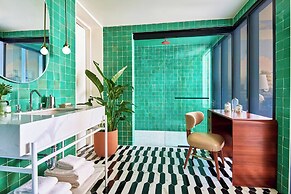Virgin Hotels New Orleans
