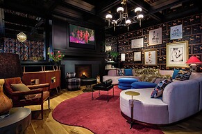 Virgin Hotels New Orleans