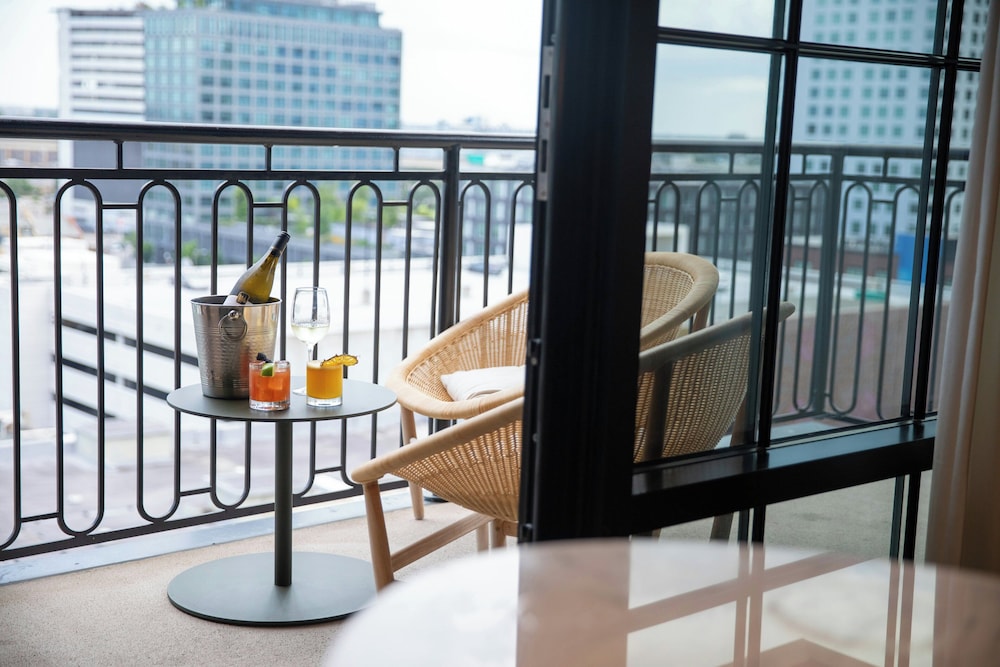Virgin Hotels New Orleans