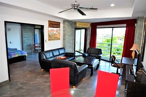 Sea View 4th Floor 1 bed Condo at View Talay 2