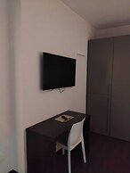 Venice Terminal Apartments & Suites