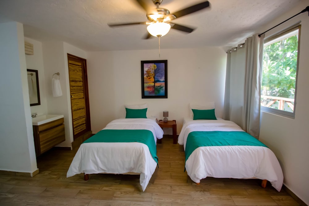 Hotel Tequila Cancun