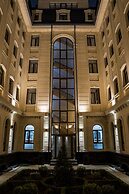Level Hotel