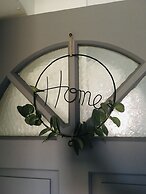 Riverside Park Penthouse Apt 1BR Parking St Neots