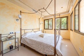 With Panoramic Views On The Sea - Villa Cala Llamp