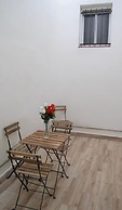 Exceptional Fully Refurbished 1 bed Apartment