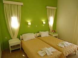 Two Three Bedroom Apt- Sea View Swimming Pool