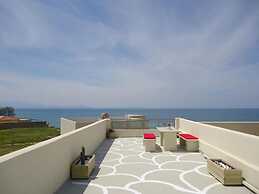 Two Three Bedroom Apt- Sea View Swimming Pool