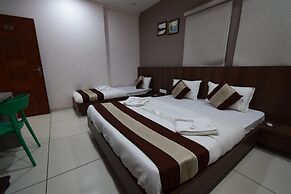 Hotel Embassy