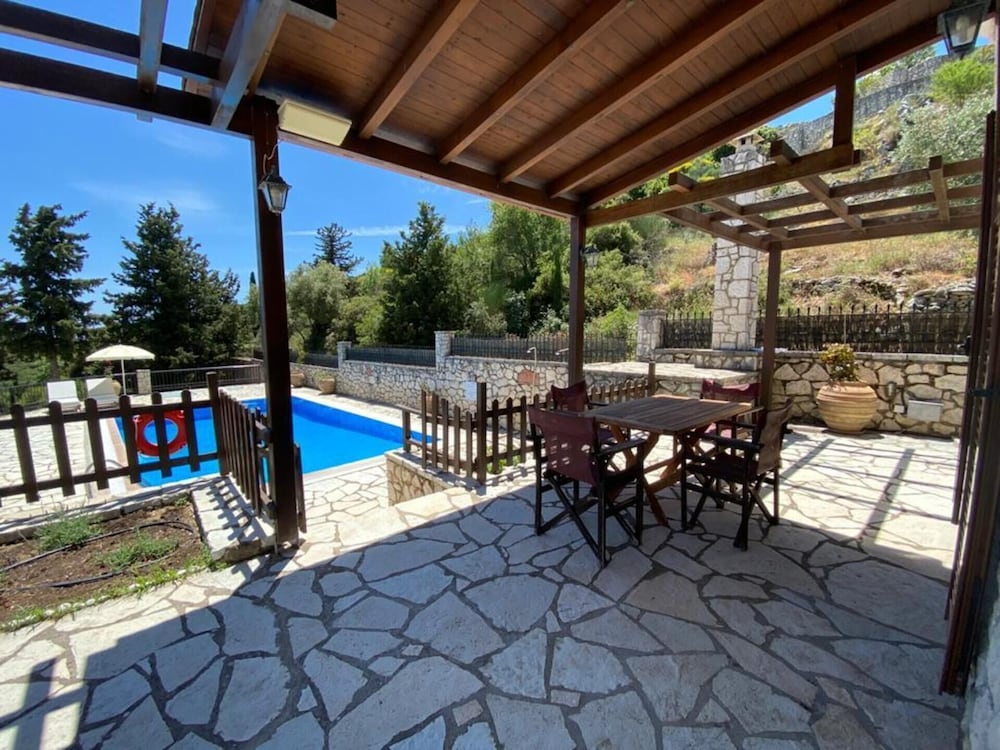 Executive Villa Scorpios With Private Pool