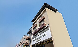 Treebo Shree Sai Suites - 2km from Mahalaxmi Temple