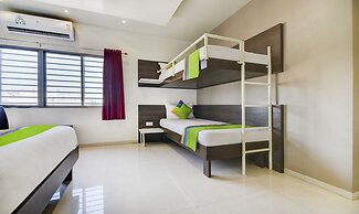Treebo Shree Sai Suites - 2km from Mahalaxmi Temple