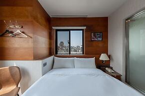 HiRiver Hotel