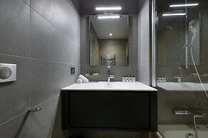 Le C by Alpine Resorts