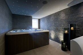 Le C by Alpine Resorts