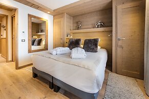 Mammoth Lodge by Alpine Resorts