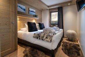 Mammoth Lodge by Alpine Resorts