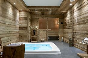 Whistler Lodge by Alpine Resorts