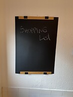 Stayzo House Accommodation- Coventry Free Parking