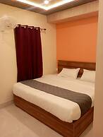 Goroomgo GP Mall Road Nainital