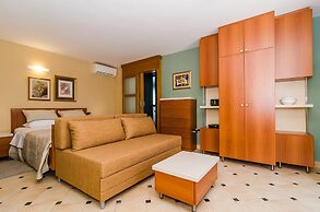 Studio Antica, Apartment With a Private Swimming Pool