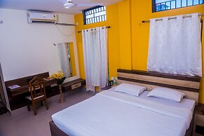 Hotel Aatreyee