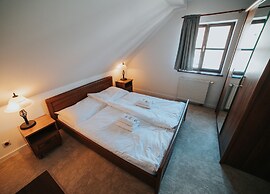 Resla Residence