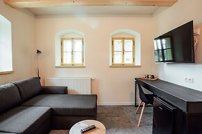 Resla Residence