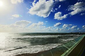 Limnaria 123: Seaside Romantic Flat