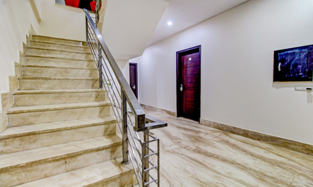 Treebo M2M Residency Sector 46