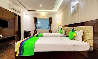 Treebo The Sai Leela Suites