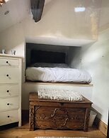 Cavedale cottage