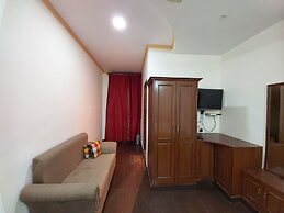 Goroomgo Dolls Inn Nainital