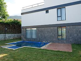 Aileena Hotel & Villas