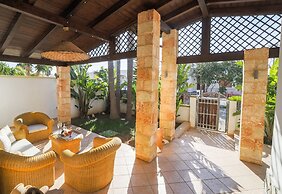 Villa Geraldina  con piscina