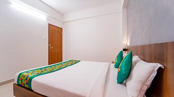 Treebo Petals Suites Marine Drive