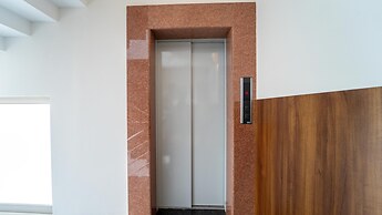 Treebo Petals Suites Marine Drive