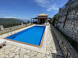 Executive Villa Sparti With Private Pool