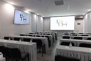 TH Hotel & Vivienda
