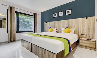 Treebo Trend Galexia Hotel