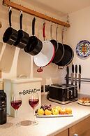 Ingleton 2-bed Cottage, Sleeps 4, Pet Ok & Parking