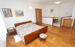 Apartments Mitton