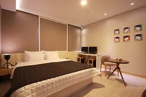 Busan Deokcheon Den Basta Hotel