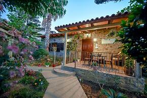 Anthis Cottage