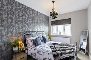 Time is Now! Beautiful Apartment in York